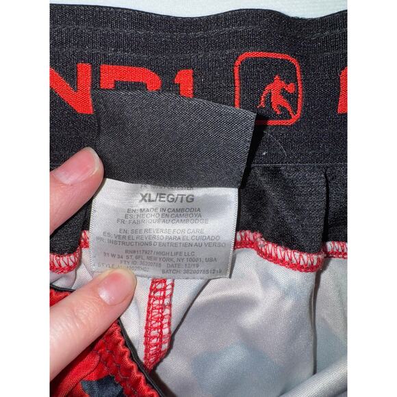 And1 Shorts Mens XL Basketball Gym Athletic Jogger Y2K‎ 90s Red/Black Camo - Picture 6 of 6